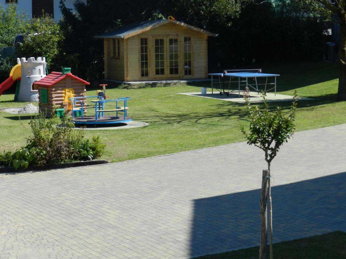 Residence Girasole Casa Rossa A Colico Exterior photo